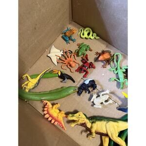 Lot 20+ Small Rubber Animal Reptile Dinosaur Snake Toy Figures Mixed Bulk